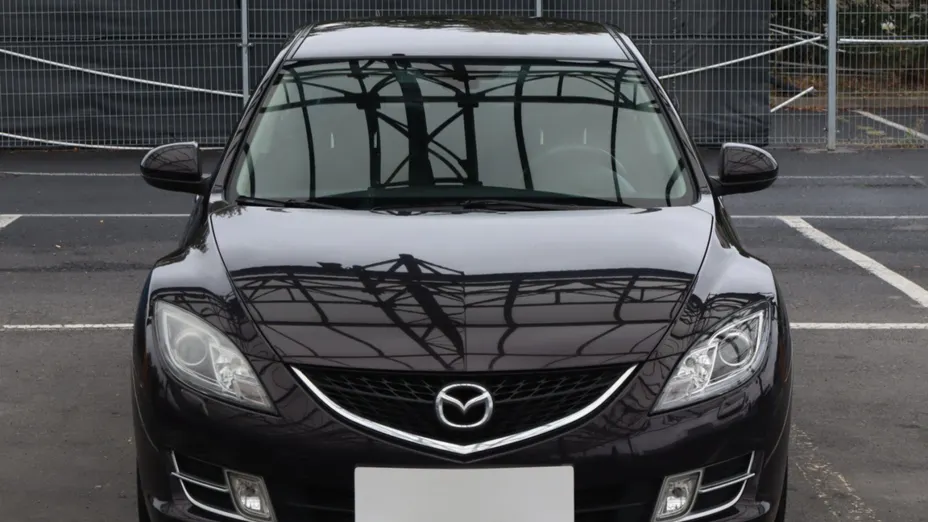 Mazda 6 -