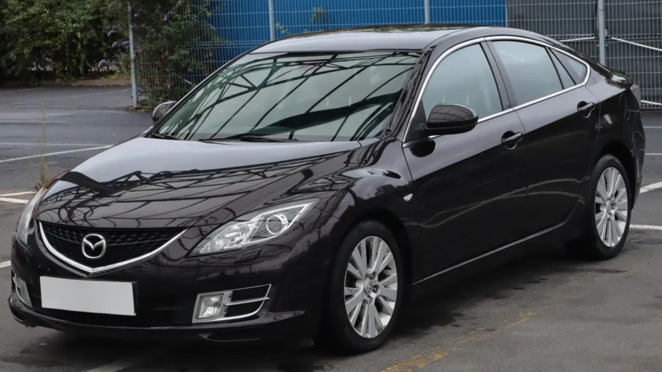 Mazda 6 -