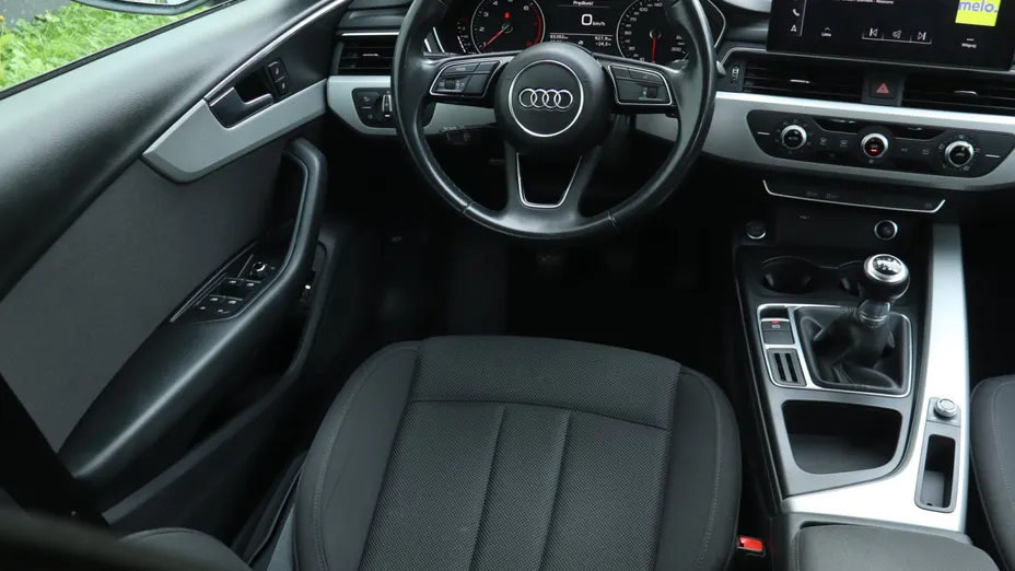Audi A4 -