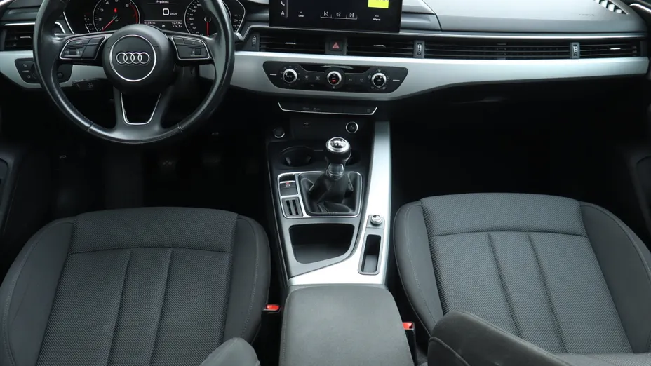Audi A4 -