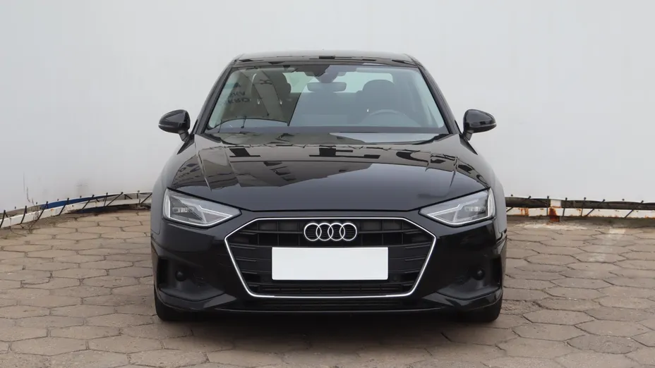 Audi A4 -
