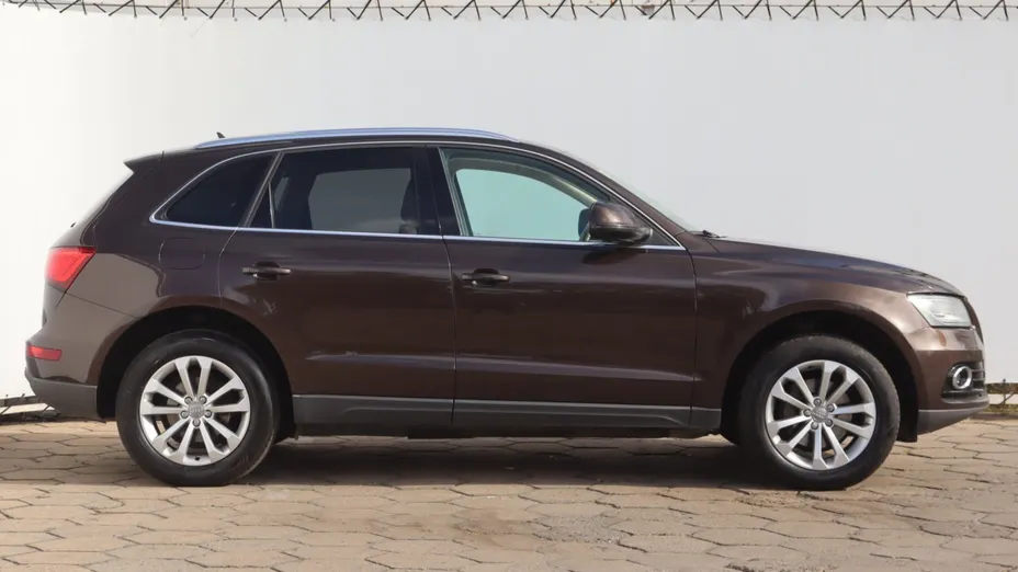 Audi Q5 -