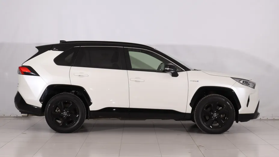 Toyota RAV4 -