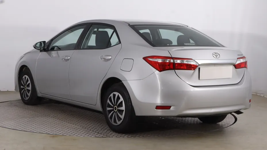 Toyota Corolla -