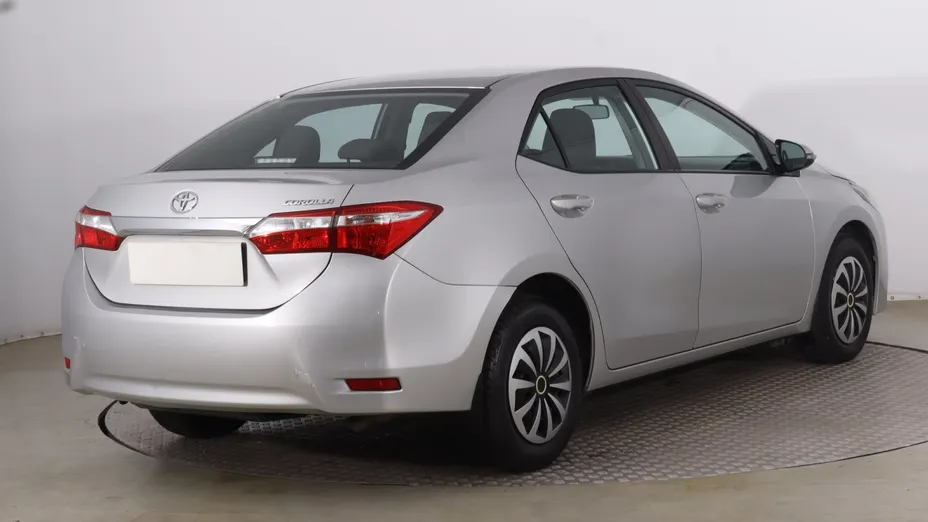 Toyota Corolla -