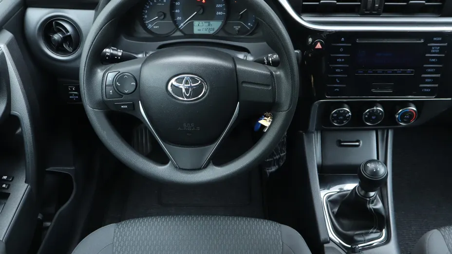 Toyota Corolla -