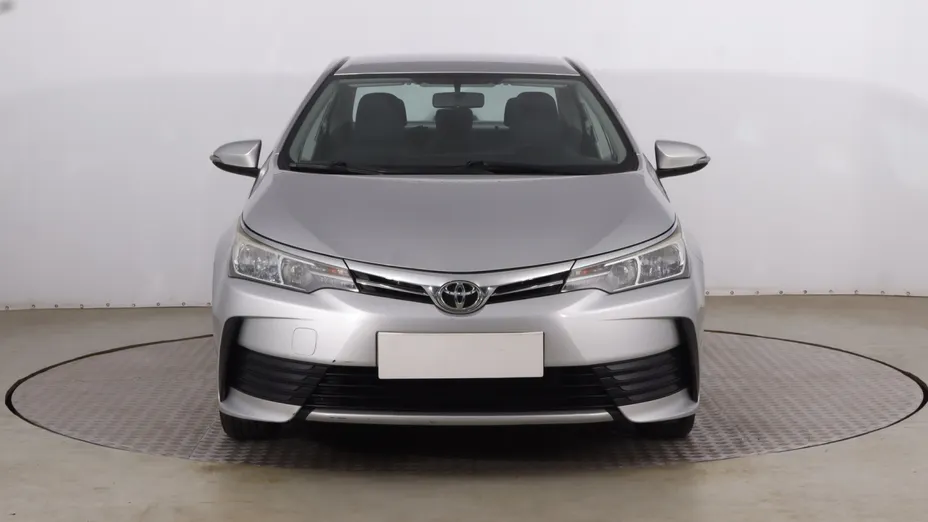 Toyota Corolla -