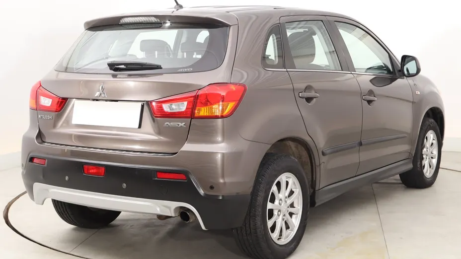 Mitsubishi ASX -