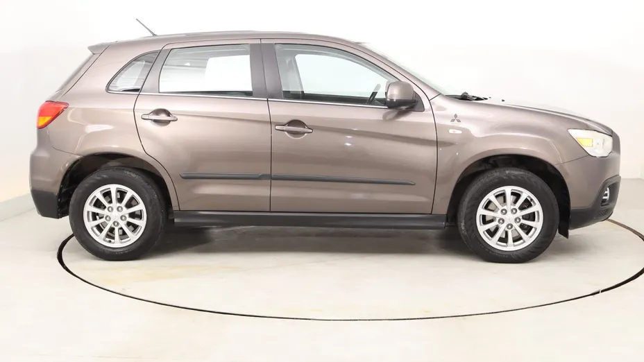 Mitsubishi ASX -