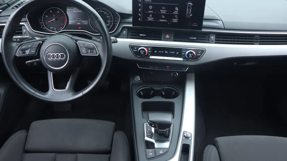 Audi A4 -