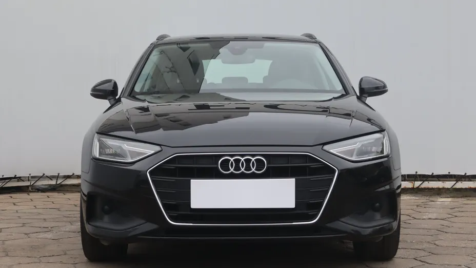 Audi A4 -