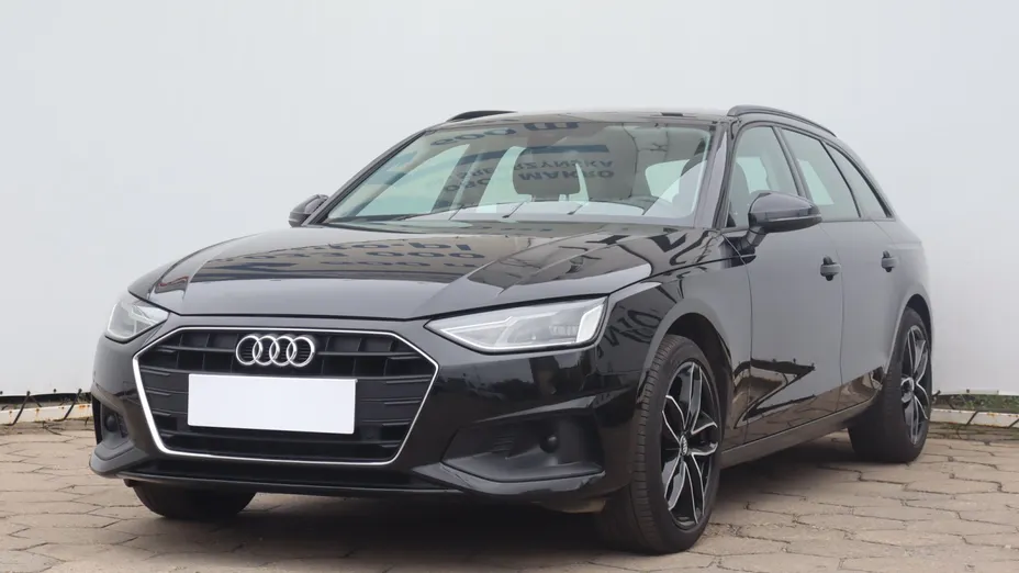 Audi A4 -