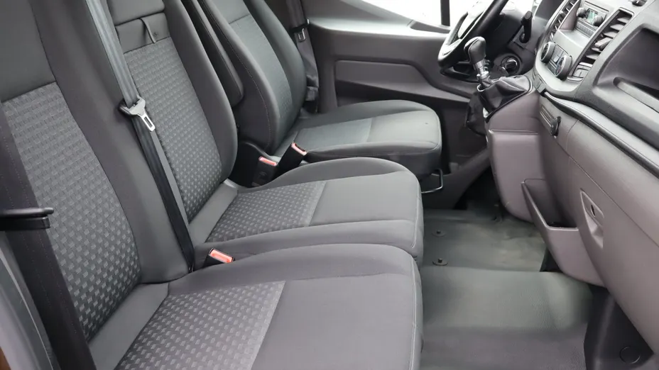 Ford Transit -