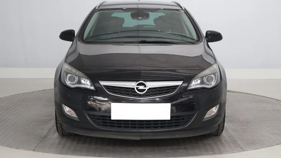 Opel Astra -