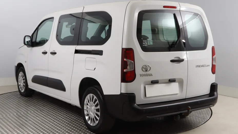Toyota Proace City Verso -