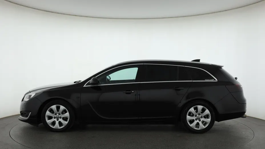 Opel Insignia -