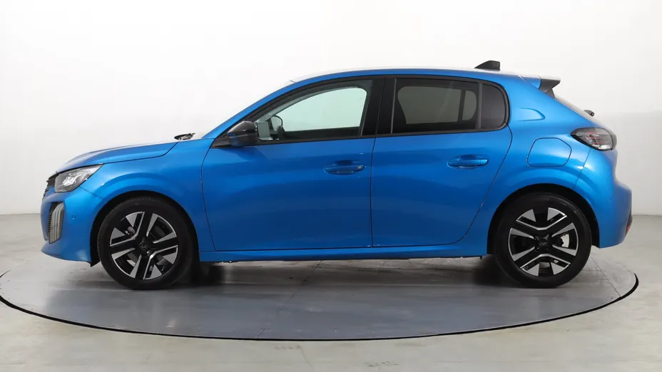 Peugeot 208 -
