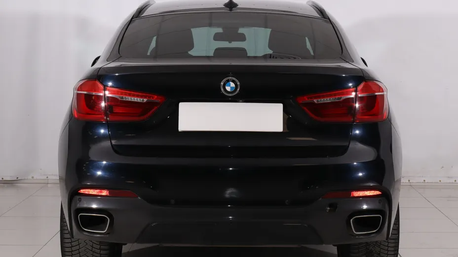 BMW X6 -