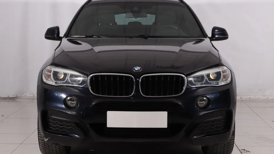 BMW X6 -