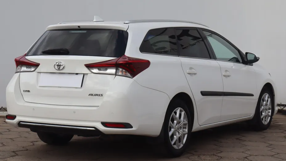 Toyota Auris -