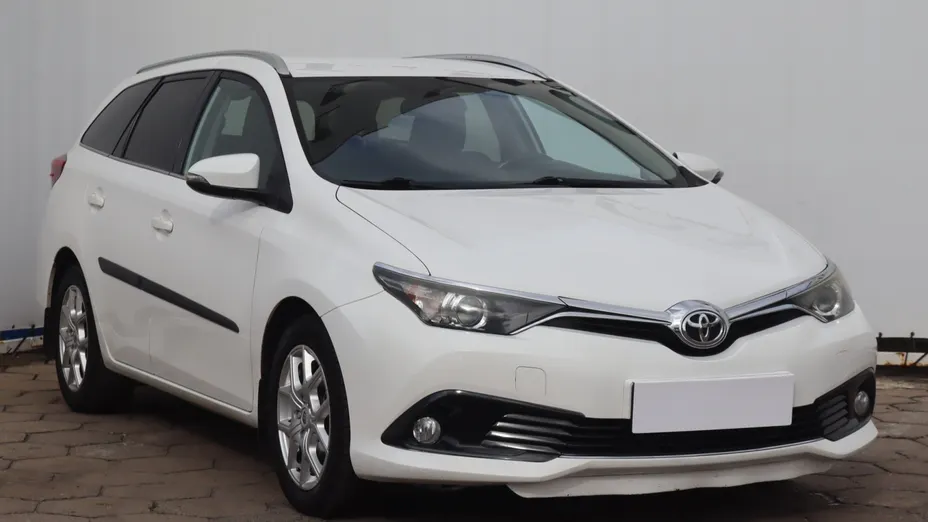 Toyota Auris -