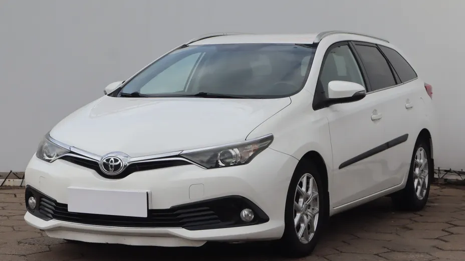 Toyota Auris -
