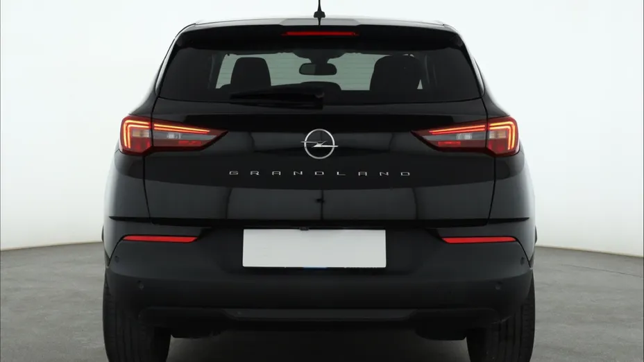 Opel Grandland -