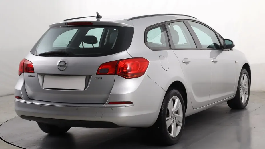 Opel Astra -