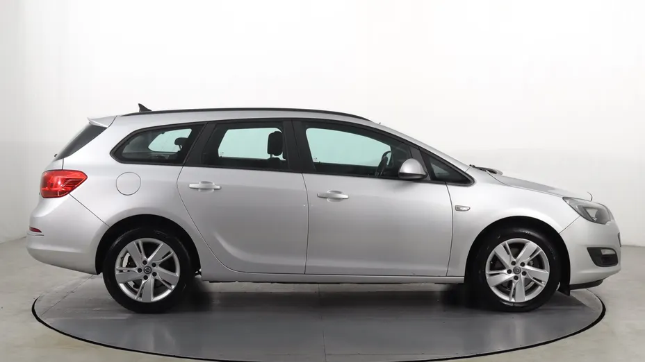 Opel Astra -