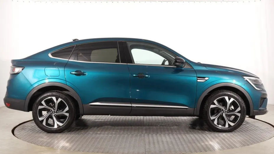 Renault Arkana -