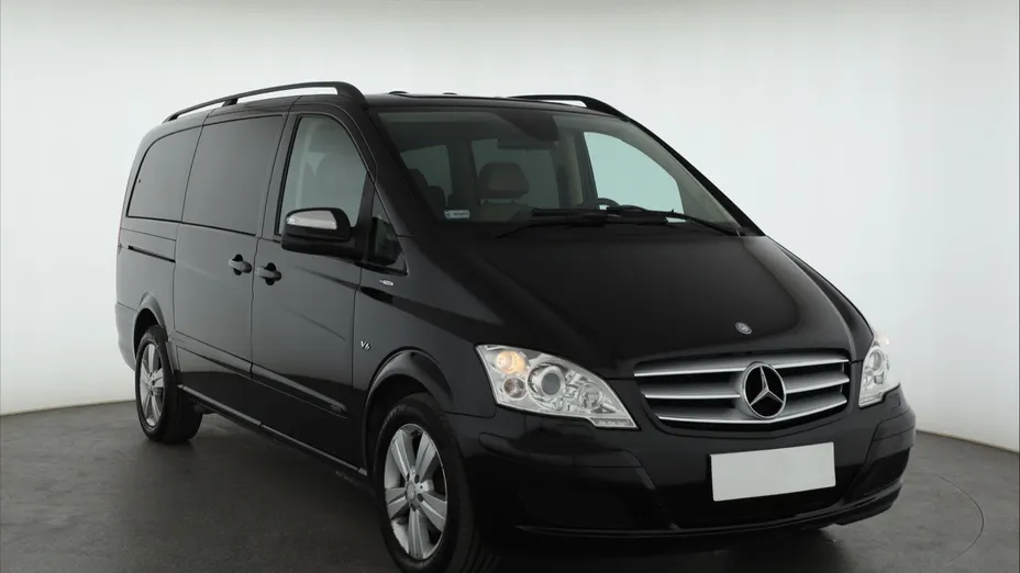 Mercedes Viano -