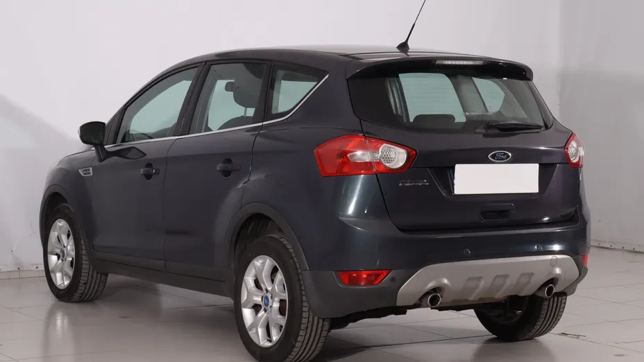 Ford Kuga -