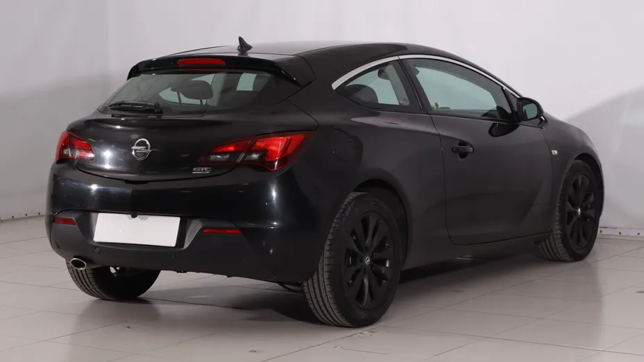 Opel Astra -
