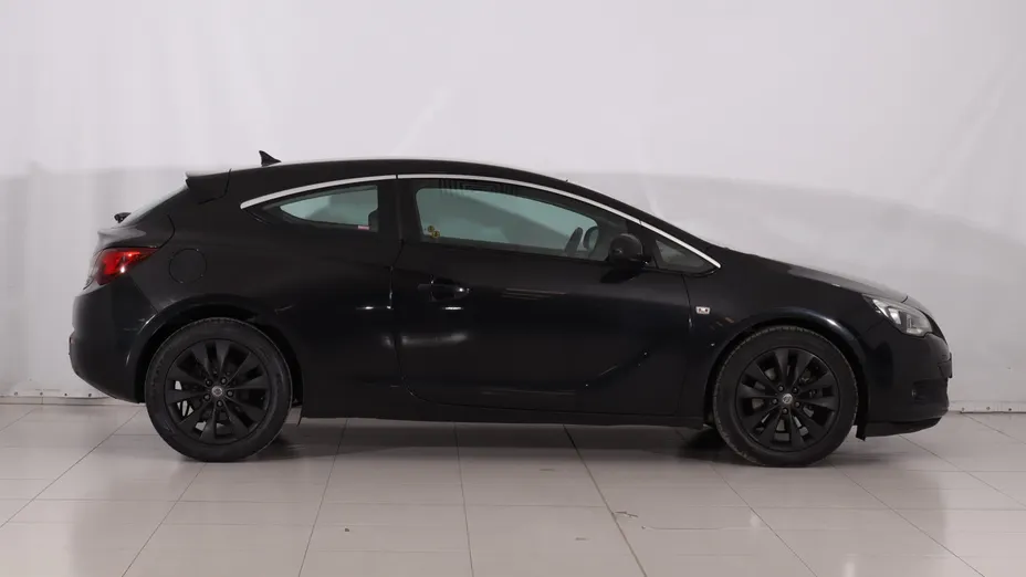 Opel Astra -