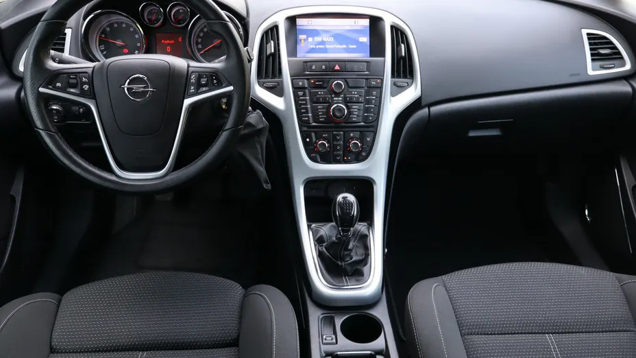 Opel Astra -
