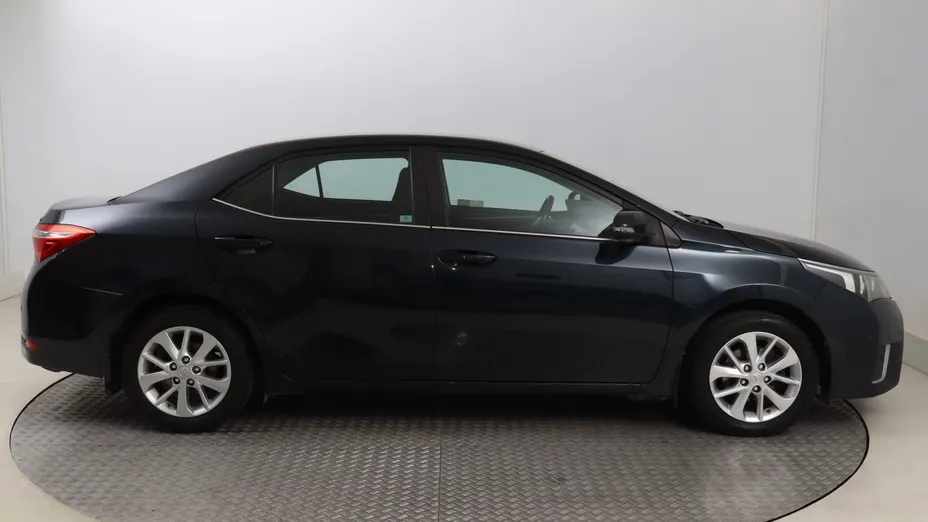 Toyota Corolla -