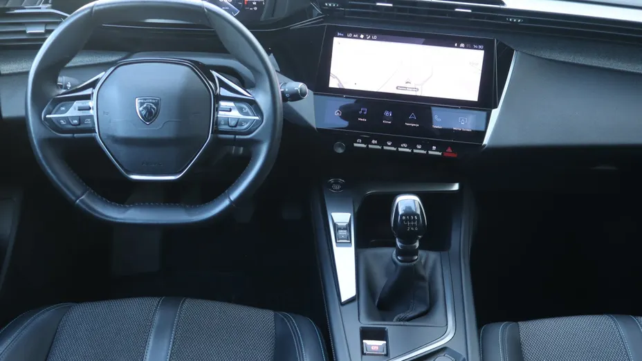 Peugeot 308 -