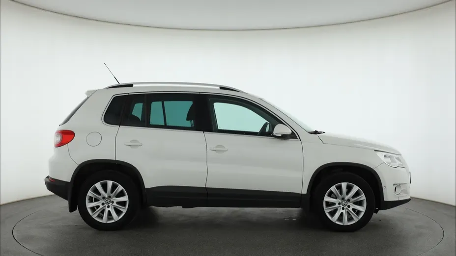 VW Tiguan -