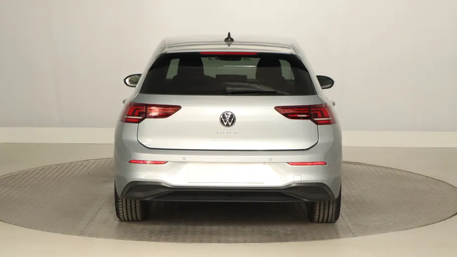 VW Golf -