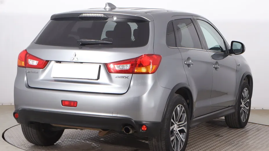Mitsubishi ASX -