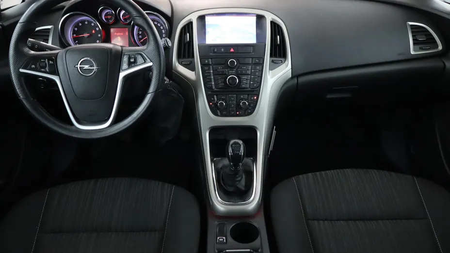 Opel Astra -