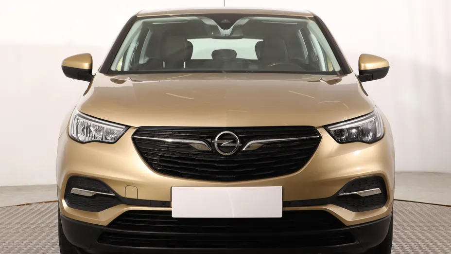 Opel Grandland -