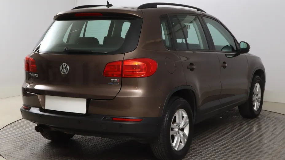 VW Tiguan -