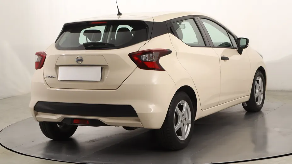 Nissan Micra -