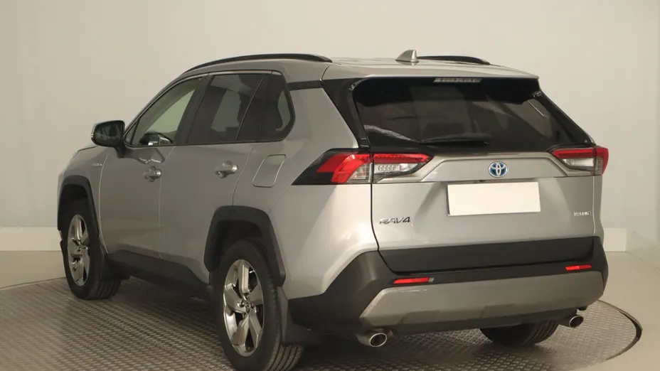 Toyota RAV4 -