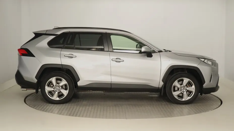 Toyota RAV4 -