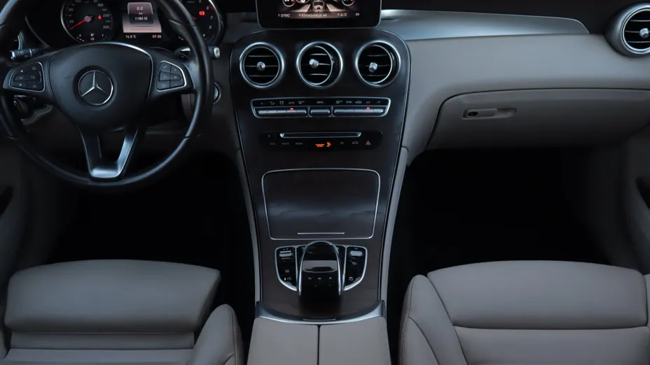 Mercedes GLC -
