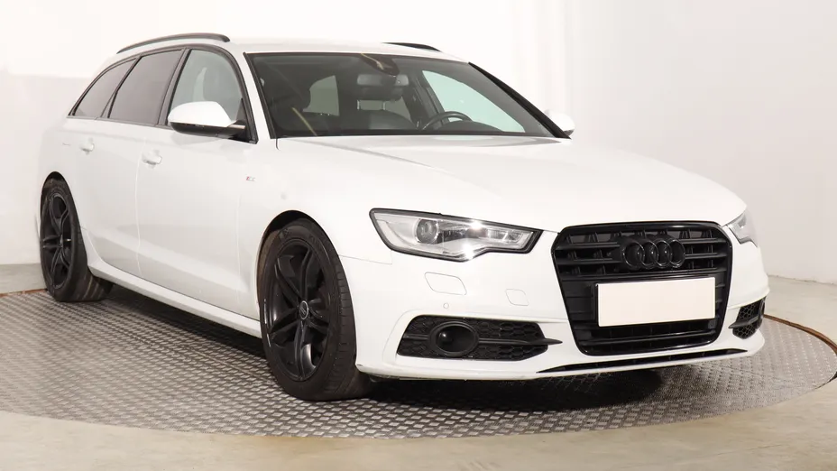 Audi A6 -