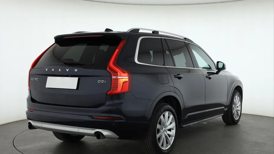 Volvo XC90 -