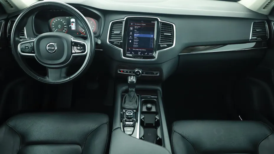 Volvo XC90 -